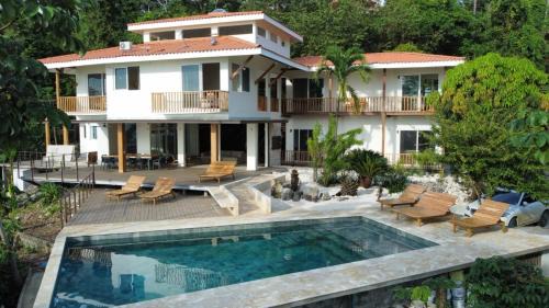 Playa Santa Teresa Hotel | Casa Luna - Private Suites with Ocean View, Pool, AC, WiFi