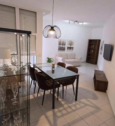 Las Palmas de Gran Canaria House | Casa MOLINA con TERRAZA al lado de la playa