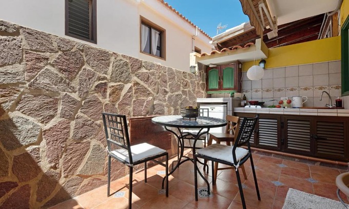 Alcala House | Casa Manus