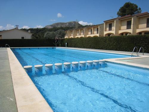Torroella de Montgri House | Casa moderna con piscina comunitaria, cerca de L'Estartit y actividades en la playa - ES-323-51