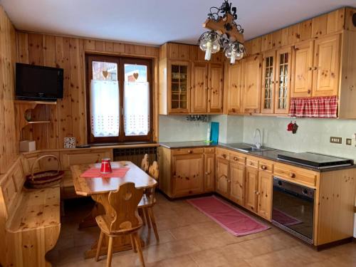 Schilpario Apartment | CASA PIAZZALE ALPINI