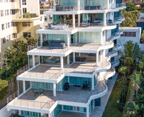 Umhlanga Apartment | Casa Playa No 5 Modern Off Grid Beach Apartment