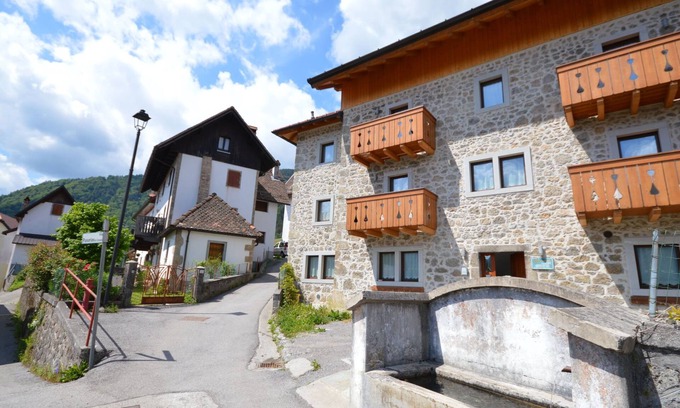 Ovasta Apartment | Casa Rasat by Interhome