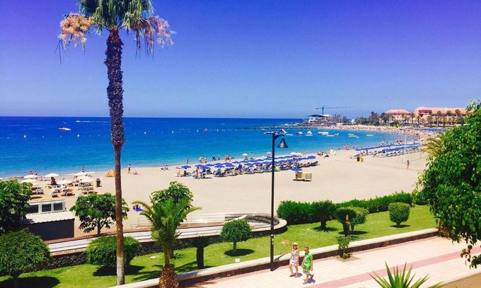 Los Cristianos Apartment | Casa Royal Los Cristianos Center