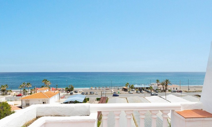 Torrox Costa Ski Chalet | Casa Siloam - House In Torrox-costa. Free Wifi