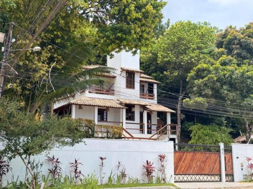 Taperapua Beach House | Casa Village - 450m da praia de Taperapuan, na rua da Arena Axé Moí!