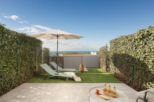 Gulici Apartment | CASA "VISTA MARE" with sea-view garden,amazing BBQ and patio!