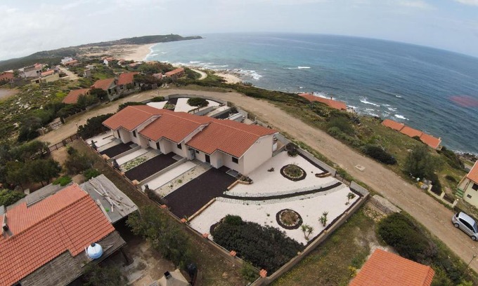 Arbus House | CASA VITALIA- SUPER Vista Mare-2 camere -Giardino-BBQ - WiFi FREE-Parcheggio IUNP5732
