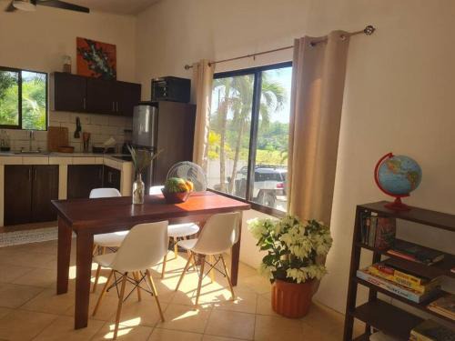 Samara House | Casita Las Palmas - 2 Schlafzimmer