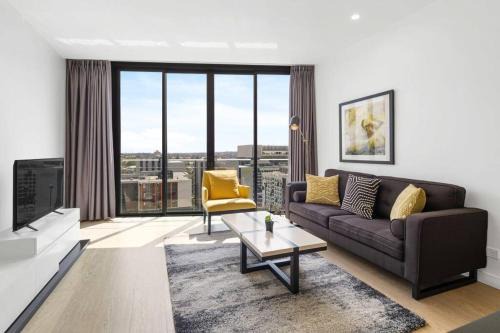 South Brisbane Apartment | CASSA EMPORIUM - City-View Apartments Managed by The Cassa