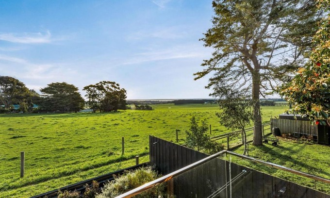 Wimbledon Heights House | Castlebay