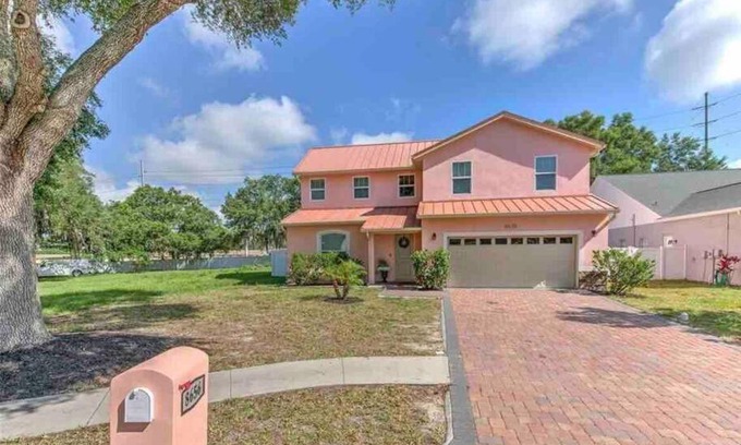 Temple Terrace House | Caviar Koven