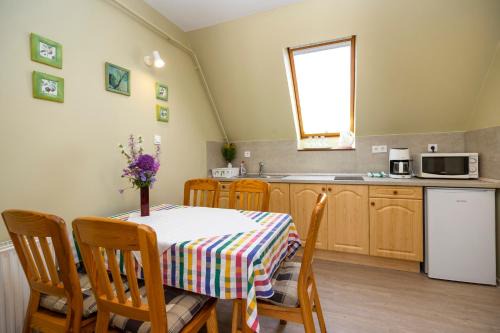 Eger Apartment | Cecey Apartman