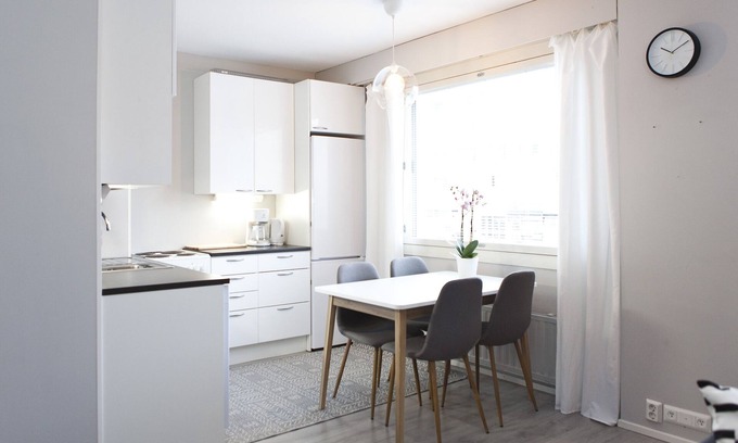 Turku Apartment | Center located, two-room flat with patio + WiFi