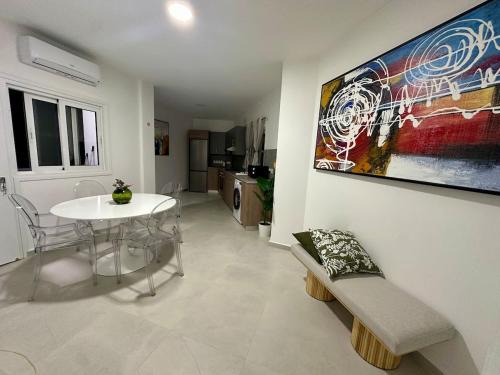 Aglantzia Apartment | Central 2 bedroom flat