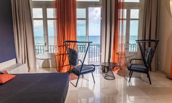 Trapani City Centre Hotel | Central Gallery Rooms- Palazzo D'Ali' Staiti XIX