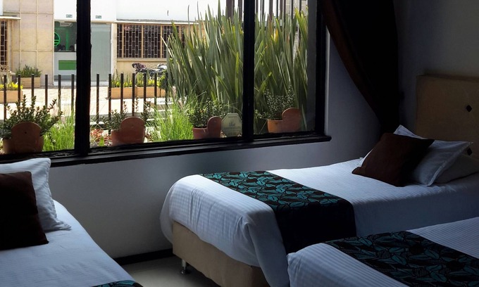Bogota Bed & Breakfast | Central House Hotel