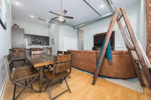 South Haven House | Central Lofts condo- year round pool- hot tub- close to beach