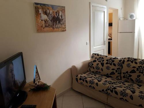 Floriana Apartment | Central Valletta Apt by Castille Square