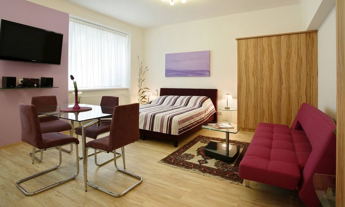 Wieden Apartment | Central Vienna Explorer's Hub