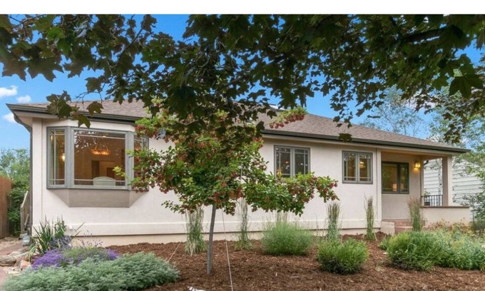Newlands House | Centrally-Located North Boulder Home with Hot Tub- Sleeps 6