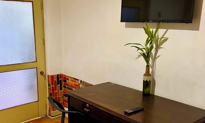 Cochabamba House | Centrally located room with access to a nice garden