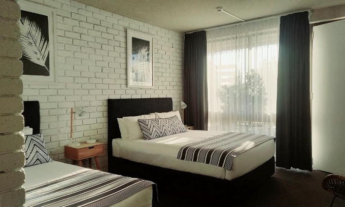 Cessnock Hotel | Cessnock Vintage Motor Inn