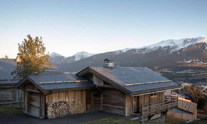 Superbolquere Ski Chalet | Chalet Boolly – Luxury & Serenity in the Mountains, Sauna & Nordic Bath, Panoramic View