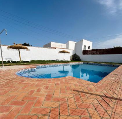 Conil de la Frontera Ski Chalet | Chalet con piscina privada grupos