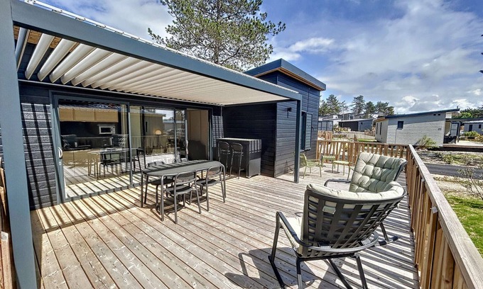 Jullouville Ski Chalet | Chalet for 4 with Heated Pool, Terrace, Near Beach and Shops