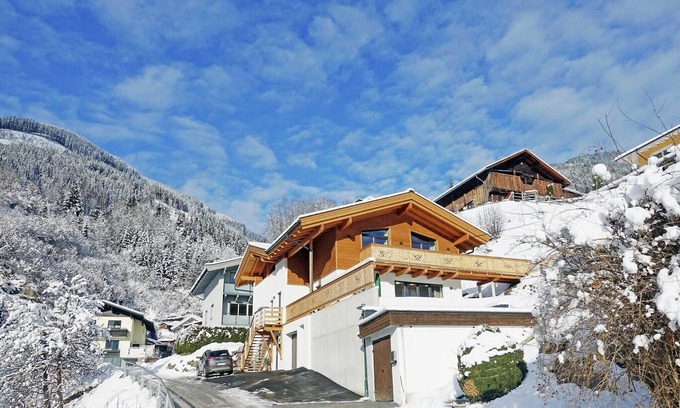 Piesendorf Ski Chalet | Chalet in Piesendorf near Ski Slopes