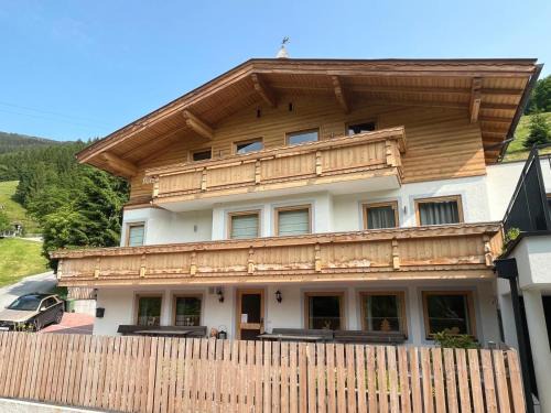 Zell am See Ski Chalet | Chalet Kirsten