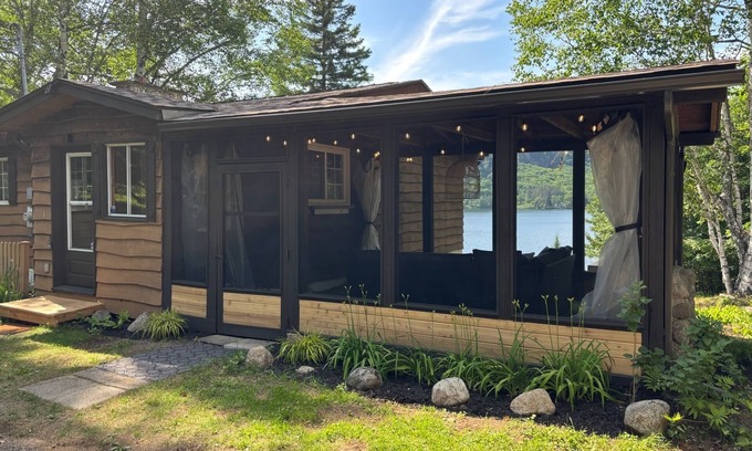 Lac Superieur Village Ski Chalet | 🏡 Chalet LE SUPÉRIEUR – Waterfront, 6 km from Mont-Tremblant 🎿