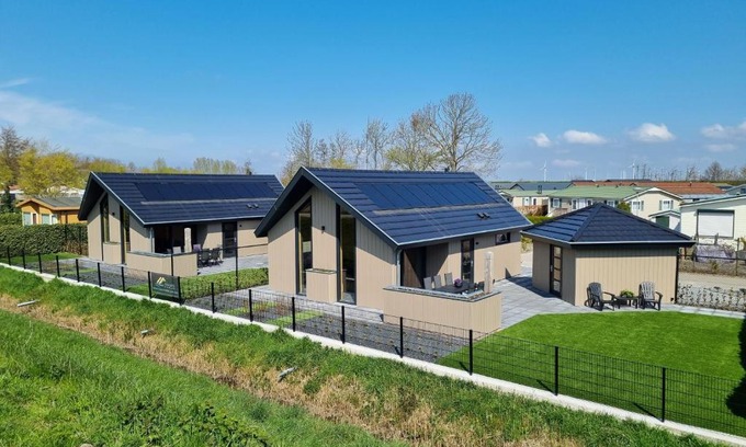 Sint-Annaland Ski Chalet | Chalet met Sauna en Airconditioning