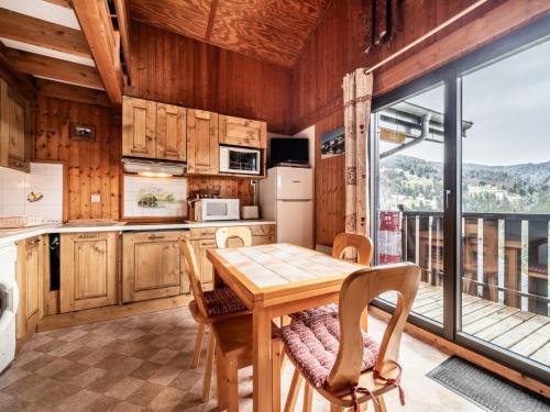 Les Gets Ski Chalet | Chalet mitoyen Les Gets 6 pers. - Balcon Sud, Garage, Wi-Fi, Animaux admis - FR-1-671-139