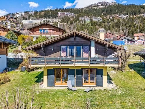 Randogne Ski Chalet | Chalet Moulinettes 8 by Interhome