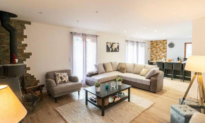 Valmorel Ski Chalet | Chalet rénové 7 pièces à Valmorel, 15 pers, parking, terrasse - FR-1-291-793