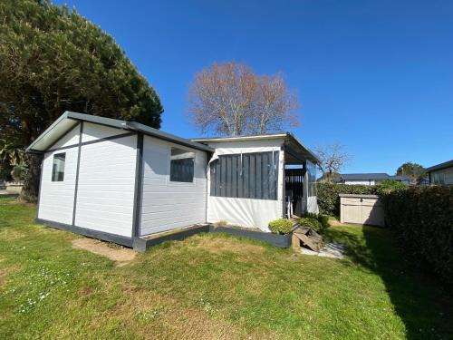 Guidel-Plages Apartment | Chalet situé dans un camping 4 étoiles - 4 à 6 personnes - KIRIO