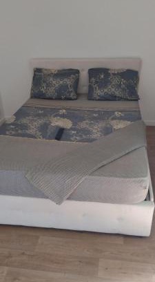 Saint-Denis House | Chamber metro ligne 13