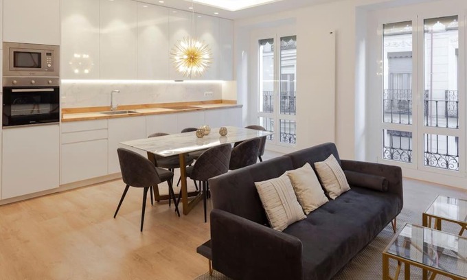 Trafalgar Apartment | Chamberi II calle Hartzenbusch