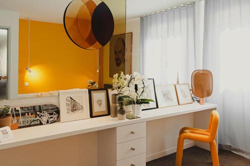 Macon Bed & Breakfast | CHAMBRE ARTY CHEZ MINUIT DEUX