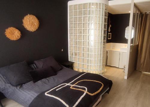Decre-Cathedrale Bed & Breakfast | Chambre avec entrée Privée au calme, quartier Talensac