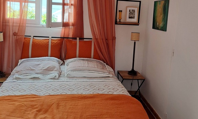 Saint-Louis Bed & Breakfast | Chambre D'hôtes aux Makes
