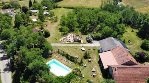 Gannay-sur-Loire Bed & Breakfast | Chambres d'Hôtes Domaine du Bourg
