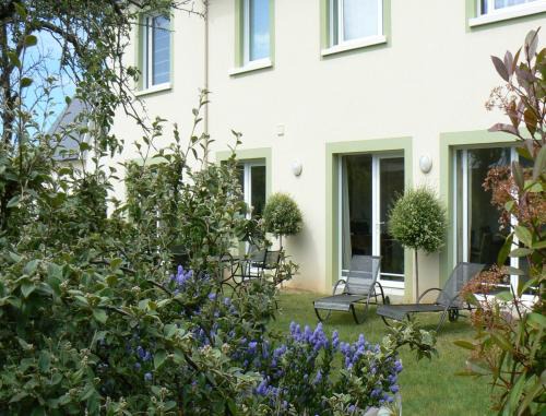 Cabourg Bed & Breakfast | Chambres d'Hotes la Raspeliere