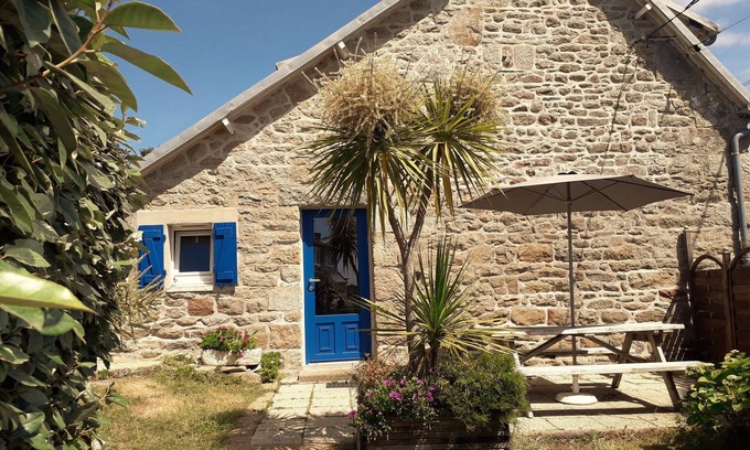 Pleumeur-Bodou House | Character house, comfortable, sea view in the Ile-Grande