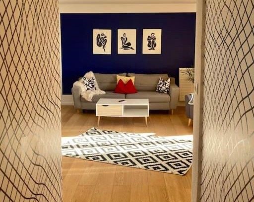 Thonon-les-Bains Apartment | Charmant Appartement Pop - Arty