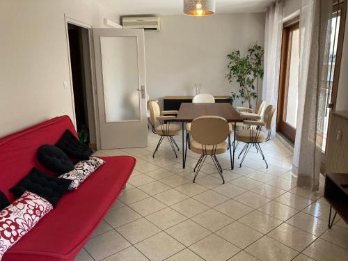 Aix-les-Bains City Center Apartment | Charmant et hypercentral