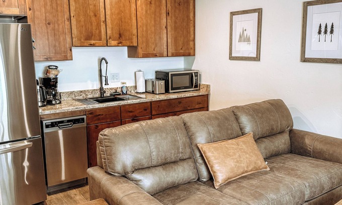 Steamboat Springs House | Charming 1-bedroom unit, steps from ski in/ski out access - Dog friendly!