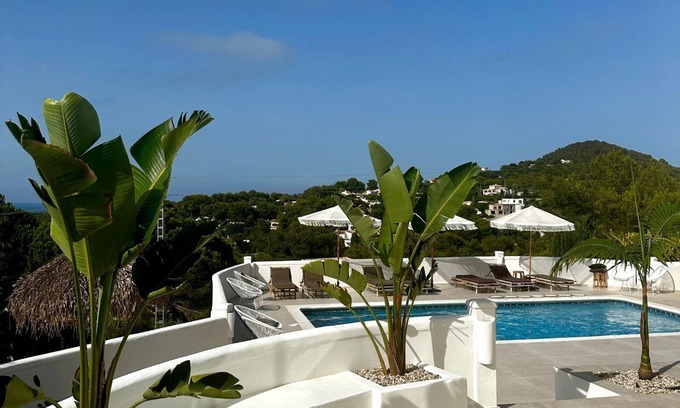 Cap de la Nau Apartment | Charming 1-bed Apartment
